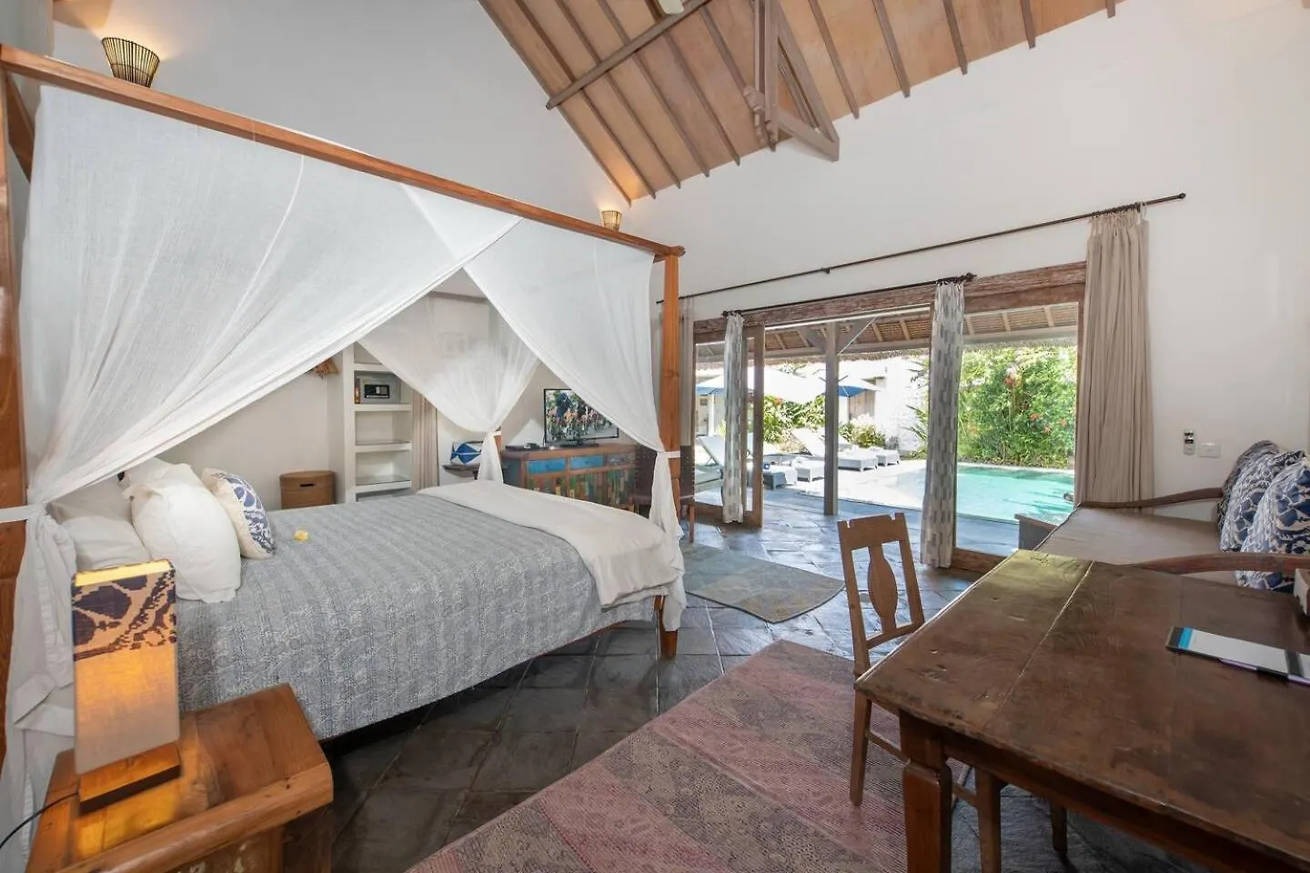 Gorgeous Balinese Designed 3 Bed Villa, Top Pick! Seminyak 0*,