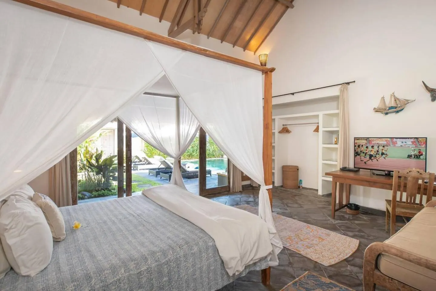 Gorgeous Balinese Designed 3 Bed Villa, Top Pick! Seminyak Willa