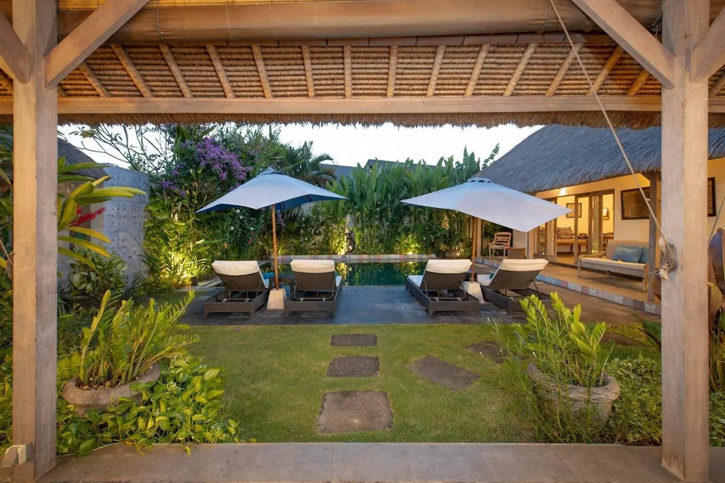 Willa Gorgeous Balinese Designed 3 Bed Villa, Top Pick! Seminyak