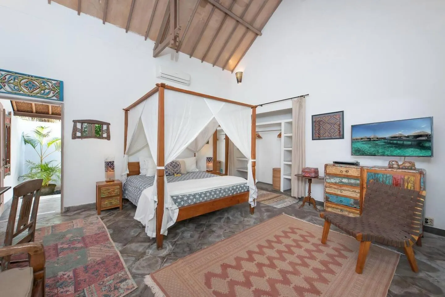 Gorgeous Balinese Designed 3 Bed Villa, Top Pick! Seminyak